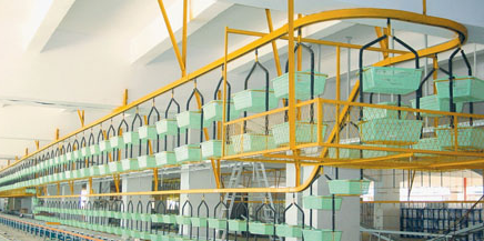 懸掛式柔性輸送線的應(yīng)用場(chǎng)景